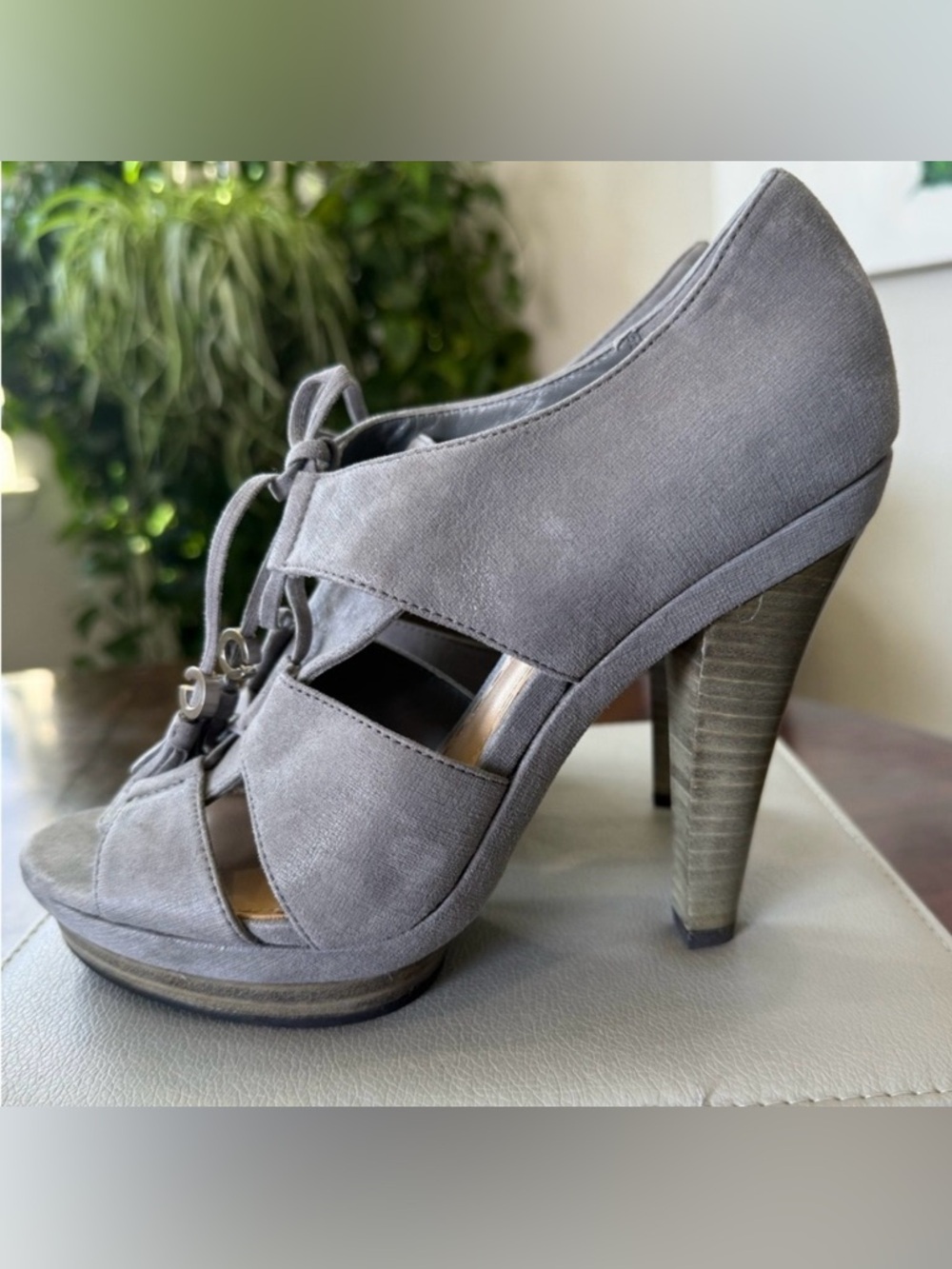 Coach Gray Suede Platform Strappy Sandals Size 9
